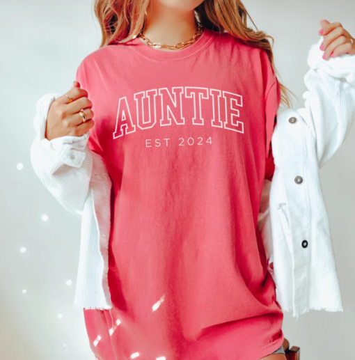 Aunt Shirt, Auntie Est 2024 Shirt, Comfort Colors Aunt Shirt, Gift for Auntie, Pregnancy Announcement, New Aunt Gift, Cool Aunt Club