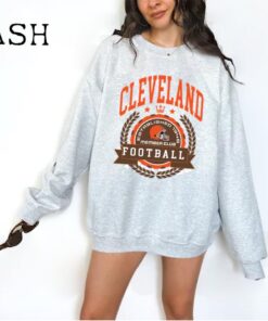 Vintage Cleveland Football Crewneck Sweatshirt / T-Shirt, Browns Sweatshirt, Vintage Style Cleveland Shirt, Browns Fan Gift