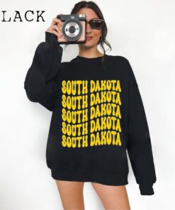 South Dakota Unisex Sweatshirt - South Dakota crewneck - South Dakota sweater - Vintage South Dakota Sweatshirt - College Sweatshirt