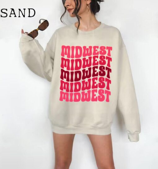 Midwest Sweatshirt, Midwestern Crewneck, Midwest Travel Gift, Travel Sweatshirt, Midwest Hoodie, Gift for Her