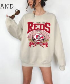 Vintage Cincinnati Reds Sweatshirt | Cincinnati Baseball Shirt | Cincinnati EST 1881 Sweatshirt | Vintage Baseball Fan Shirt