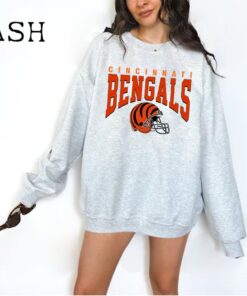 Cincinnati Bengals Football Vintage Crewneck Sweatshirt - Retro Style - Joe Burrow, Joe Mixon, Tee Higgins