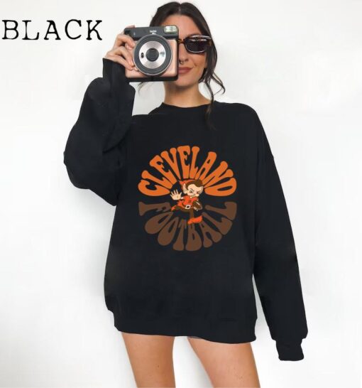 Vintage Cleveland Football Crewneck Sweatshirt / T-Shirt, Browns Sweatshirt, Vintage Style Cleveland Shirt, Browns Fan Gift