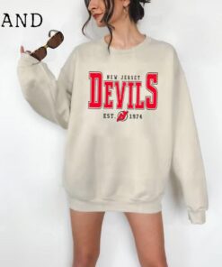 New Jersey Devil Vintage Style Sweatshirt ,New Jersey Devil Sweater, Hockey Fan Shirt, Retro New Jersey Ice Hockey