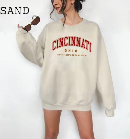 Cincinnati Ohio Crewneck Sweatshirt, College Style Sweater, Cincinnati University Gift