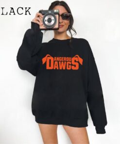 Dangerous Dawgs Cleveland Browns Sweatshirt / Hoodie / T-shirt