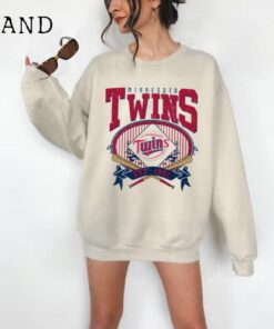 Vintage Minnesota Twins EST 1901 Shirt, Minnesota Twins Shirt, Minnesota Baseball, Twins Baseball Shirt, Baseball fan gift, Baseball Unisex