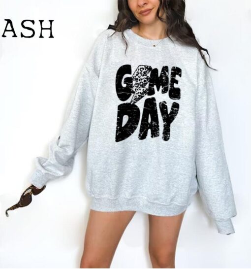 Game Day Sweatshirt, Preppy Varsity Sports Sweatshirt, Game Day Vibes Crewneck, Sunday Football, Football Mom, College Football Sweater