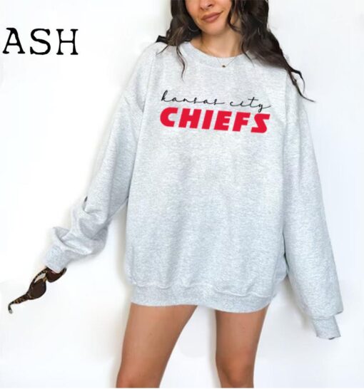 Kansas City Chiefs Sweatshirt, Vintage Graphic Football Sweatshirt, Football Sweatshirt, Chiefs Sweater, Football Season, Game Day Sweater