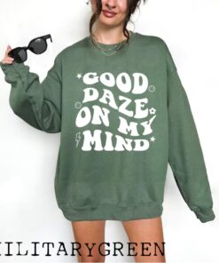 Good Daze On My Mind Sweatshirt Trendy Sweatshirt Indie Clothes Smiley Face Sweatshirt Trendy Clothing Aesthetic Clothing Y2K Clothing