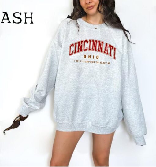 Cincinnati Ohio Crewneck Sweatshirt, College Style Sweater, Cincinnati University Gift