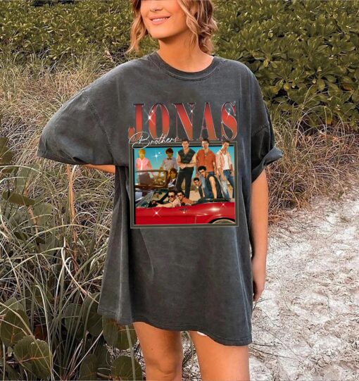 Jonas Brothers Vintage T-Shirt, Jonas Five Albums One Night Tour Shirt, Jonas Brothers 2024 Tour Shirt, Jonas 90’s Tee