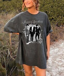 Jonas Brothers Vintage T-Shirt, Jonas Five Albums One Night Tour Shirt, Jonas Brothers 2024 Tour Shirt, Jonas 90’s Tee