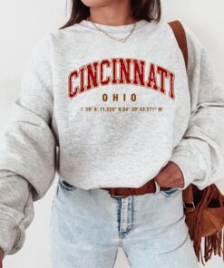 Cincinnati Ohio Crewneck Sweatshirt, College Style Sweater, Cincinnati University Gift