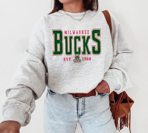 Vintage Milwaukee Buck Sweatshirt \ Shirt, Milwaukee Buck, Bucks Sweater, Bucks Shirt, Vintage Basketball Fan Shirt, Retro Milwaukee