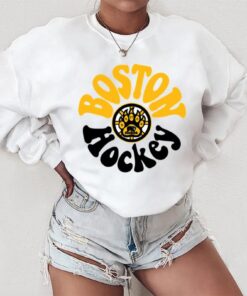 Vintage Boston Hockey Sweatshirt, Boston Sweatshirt, Distressed Crewneck, Centennial, Hockey Fan Gift, Retro Hockey, Unisex Sweatshirt