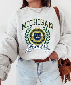 University of Michigan Wolverines Vintage Sweatshirt, Michigan Wolverines T-Shirt Sweatshirt Hoodie, Vintage 90s, Birthday Gift