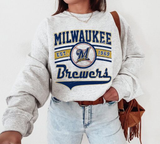 Vintage 90s Milwaukee Brewers Shirt, Milwaukee Baseball Hoodie, Vintage Baseball Fan Shirt, Milwaukee Brewers Shirt, Milwaukee Baseball Tee